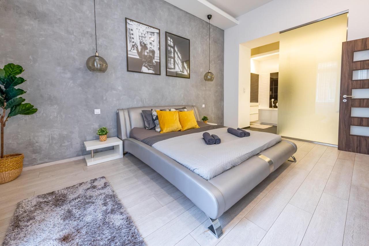Luxury Nova Home Next To The New York Cafe Βουδαπέστη Εξωτερικό φωτογραφία