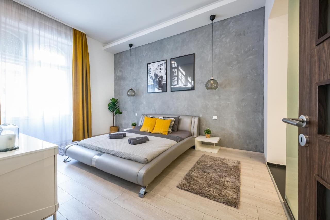 Luxury Nova Home Next To The New York Cafe Βουδαπέστη Εξωτερικό φωτογραφία
